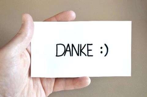 Papier mit Danke-Text